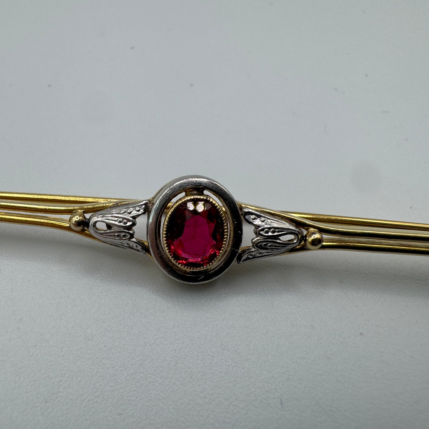 Broche ancienne en plaqué or ORIA»