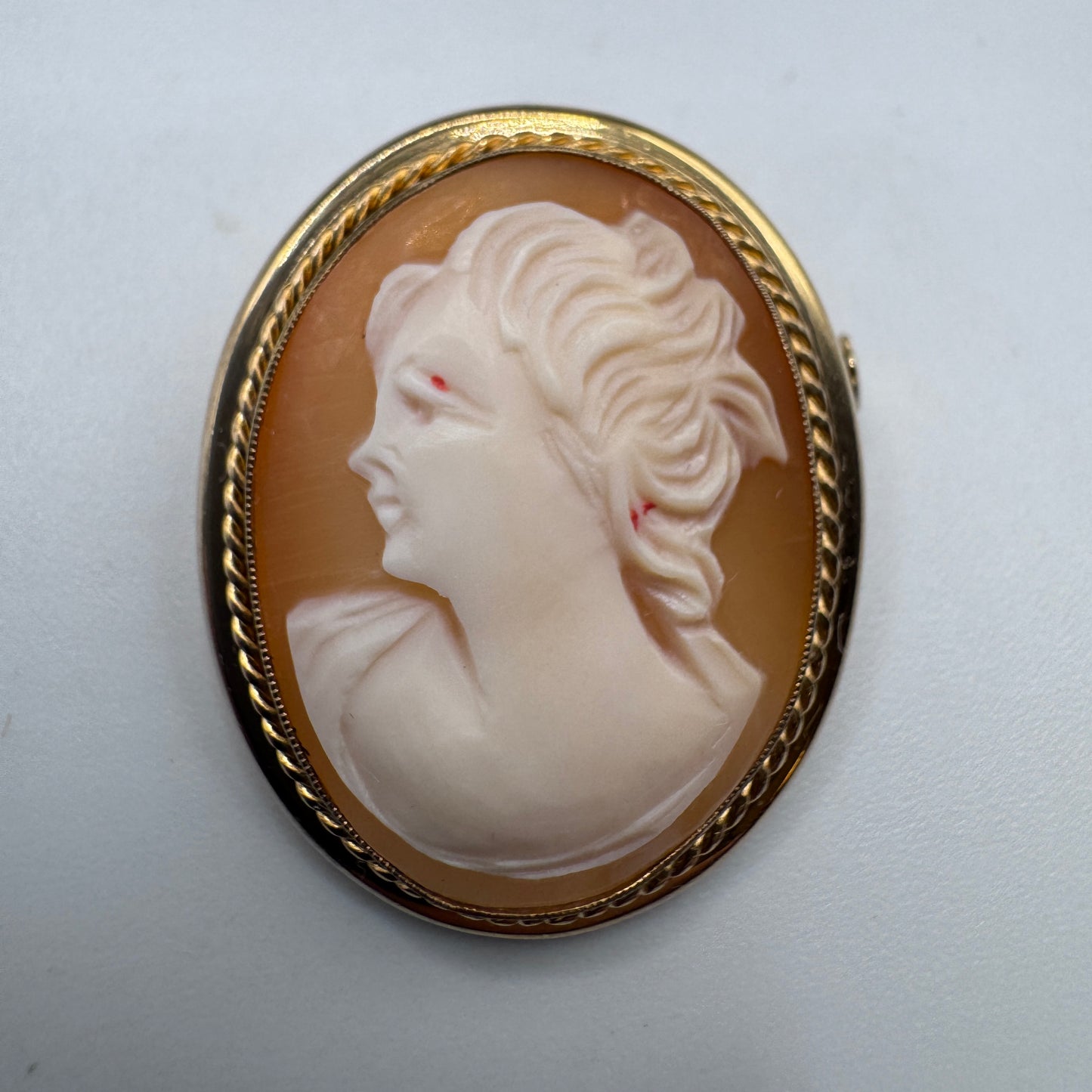 Broche ancienne camée - monture plaque or