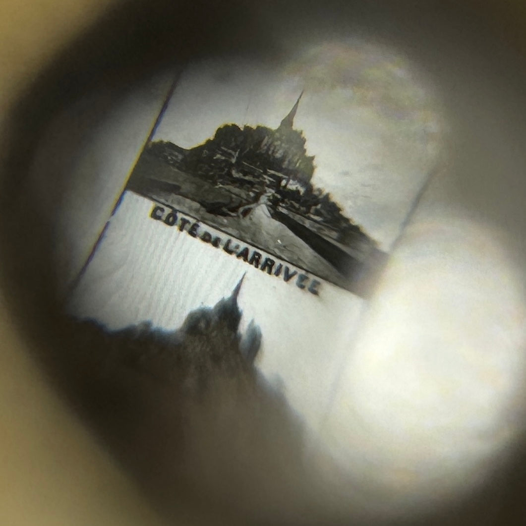 Chapelet ancien avec vue « souvenir du Mont saint Michel » - os