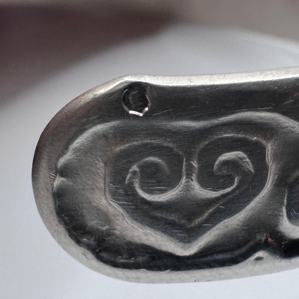 Superbe Bracelet « Cœurs stylisés » en argent massif
