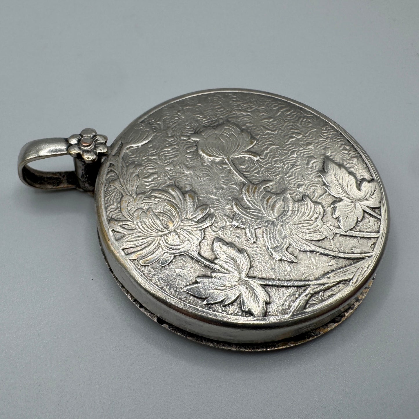 Miroir de poche ancien vers 1900