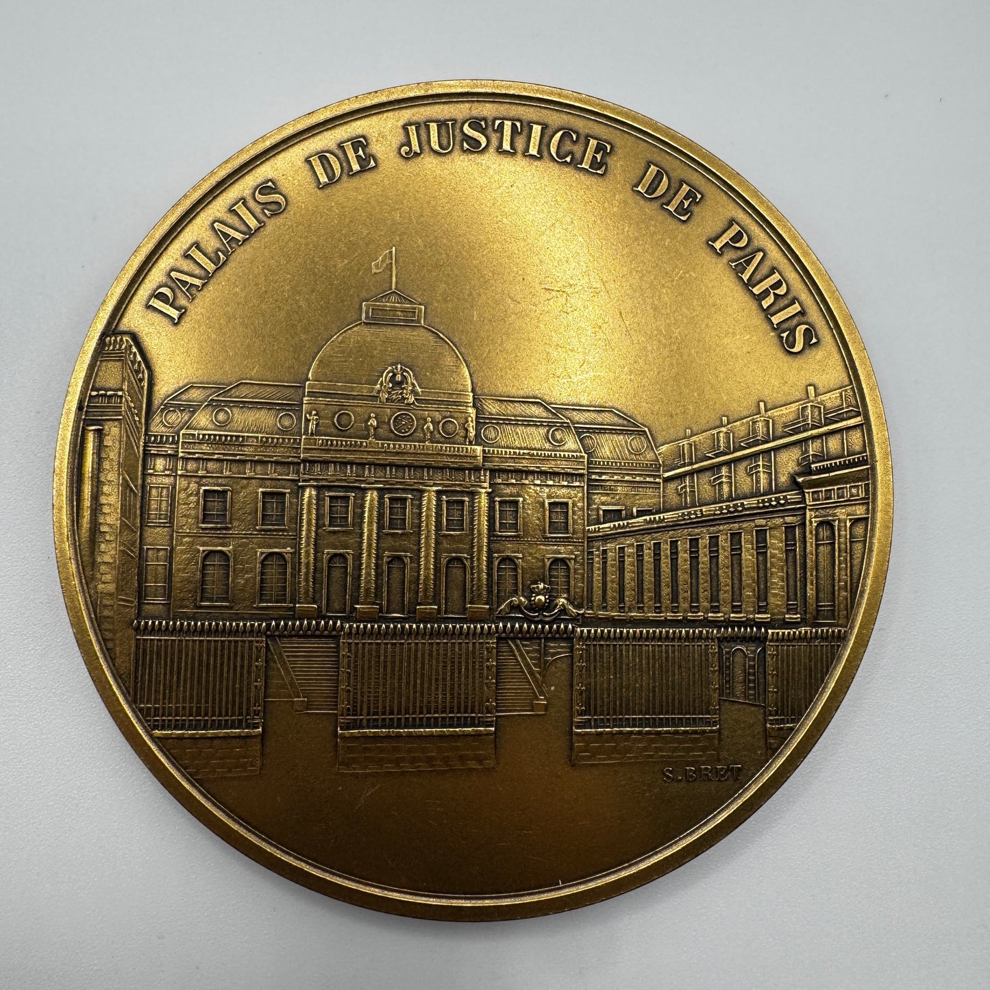 Médaille artistique en bronze « Palais de justice de Paris »