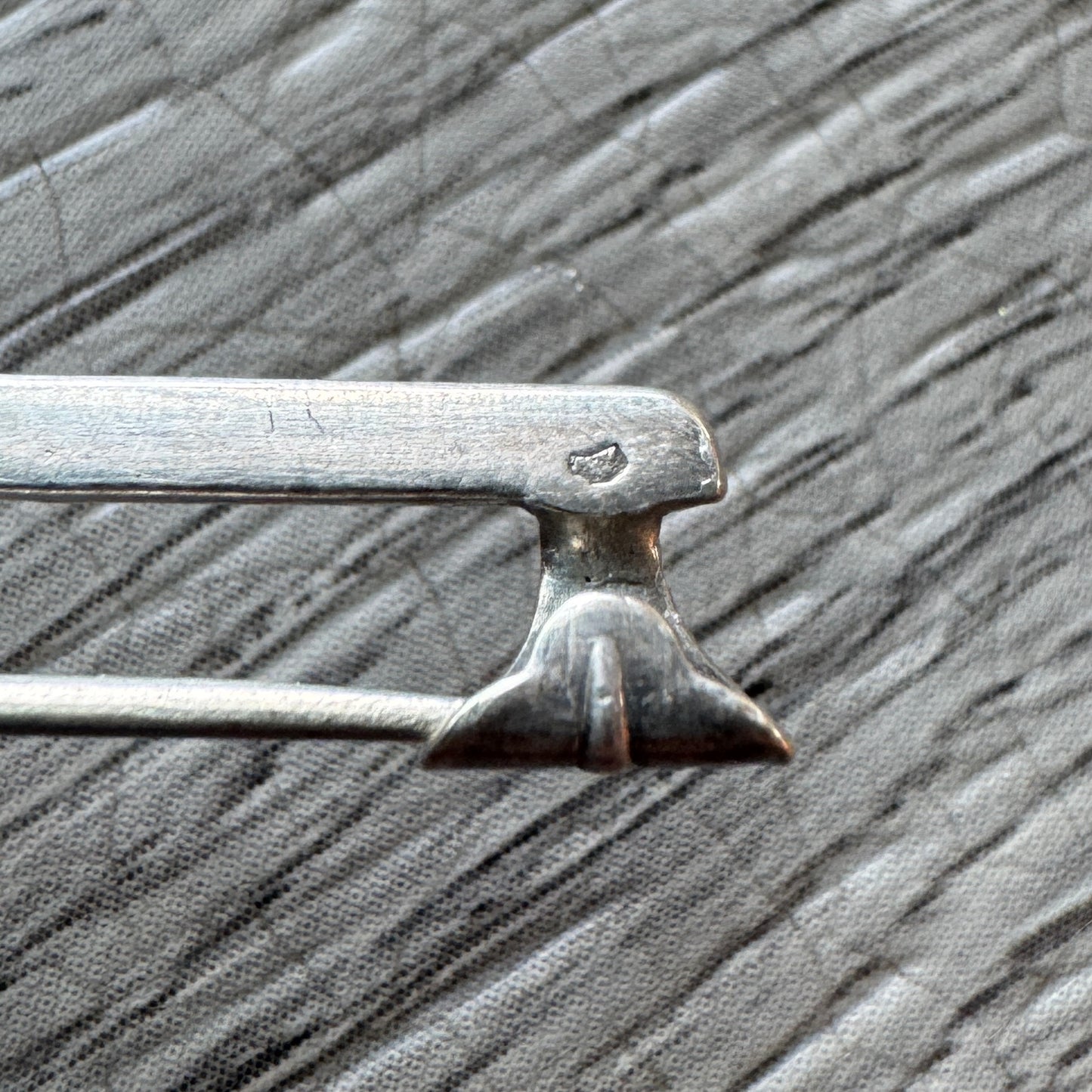 Broche ancienne Art Deco - argent massif et améthyste