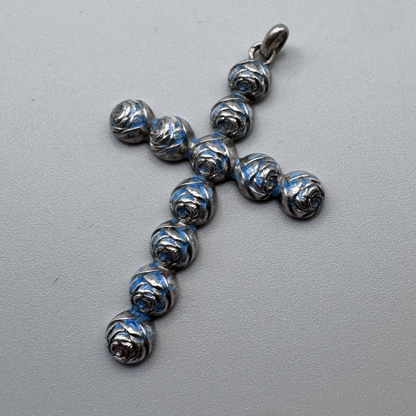 Superbe grande Croix ancienne de Sainte Thérèse - argent émaillé