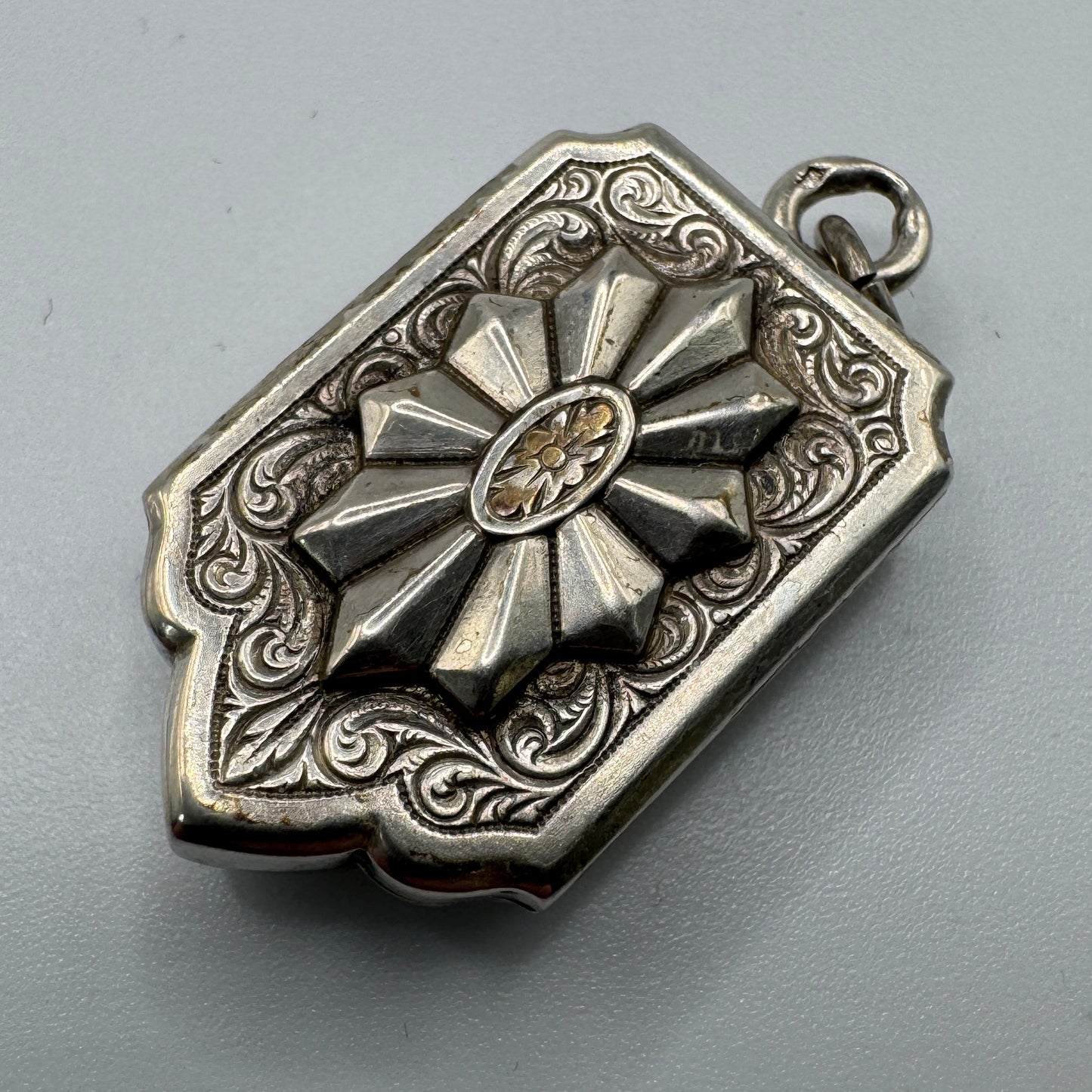 Pendentif porte reliquaire ou photo Ancien - XIX ème