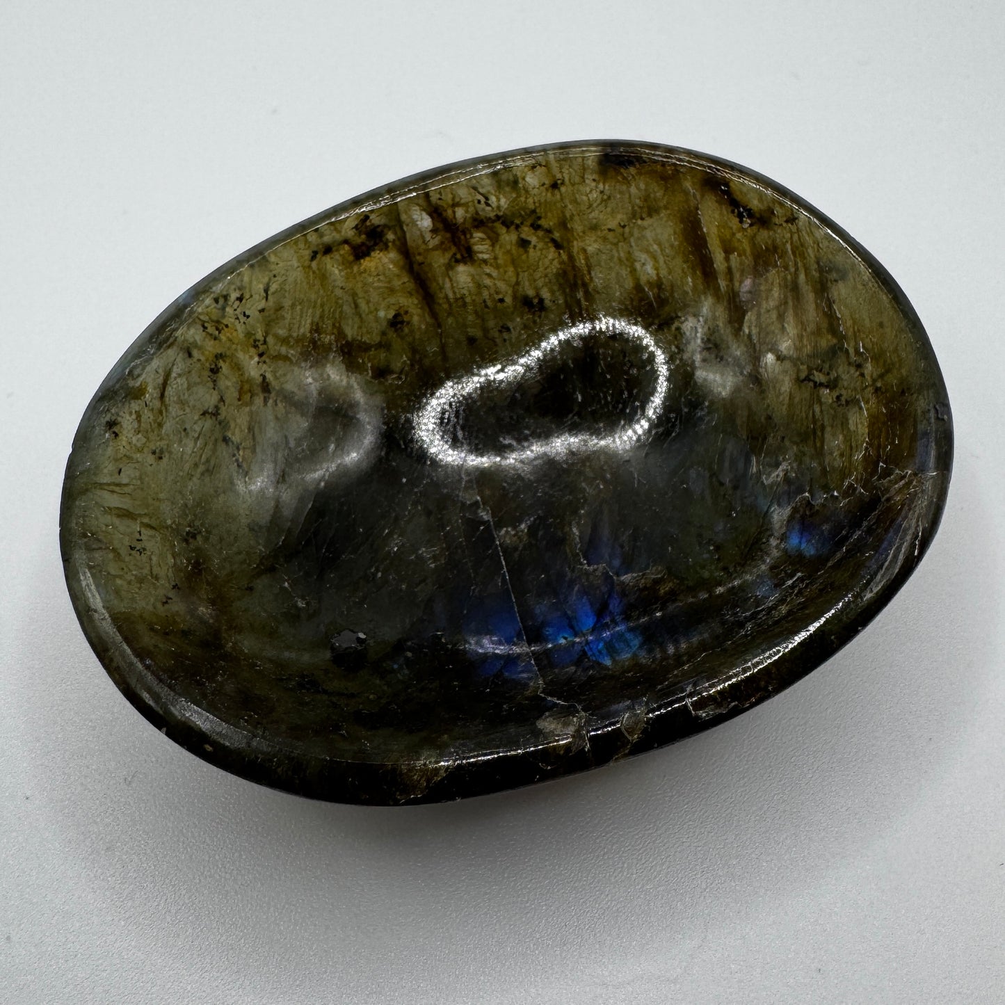 Sculpture ancienne en pierre labradorite - vide poche baguier