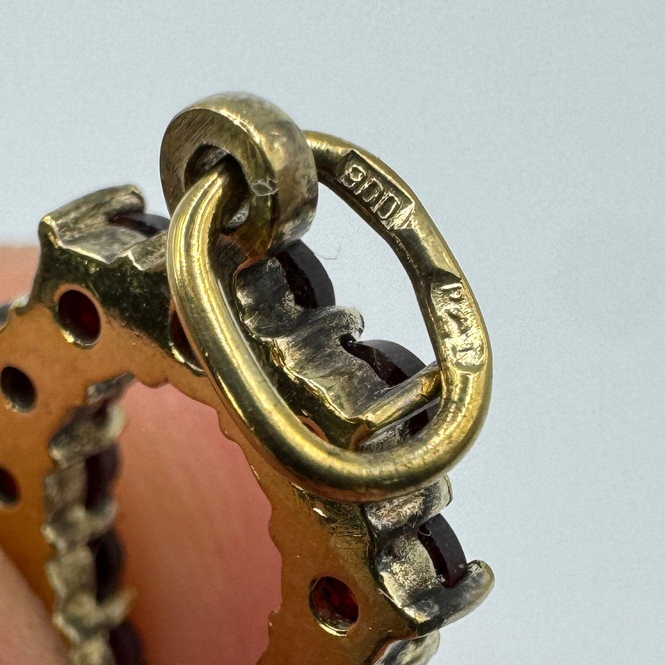 Pendentif fer à cheval en argent vermeil et grenats- bijou porte-bonheur