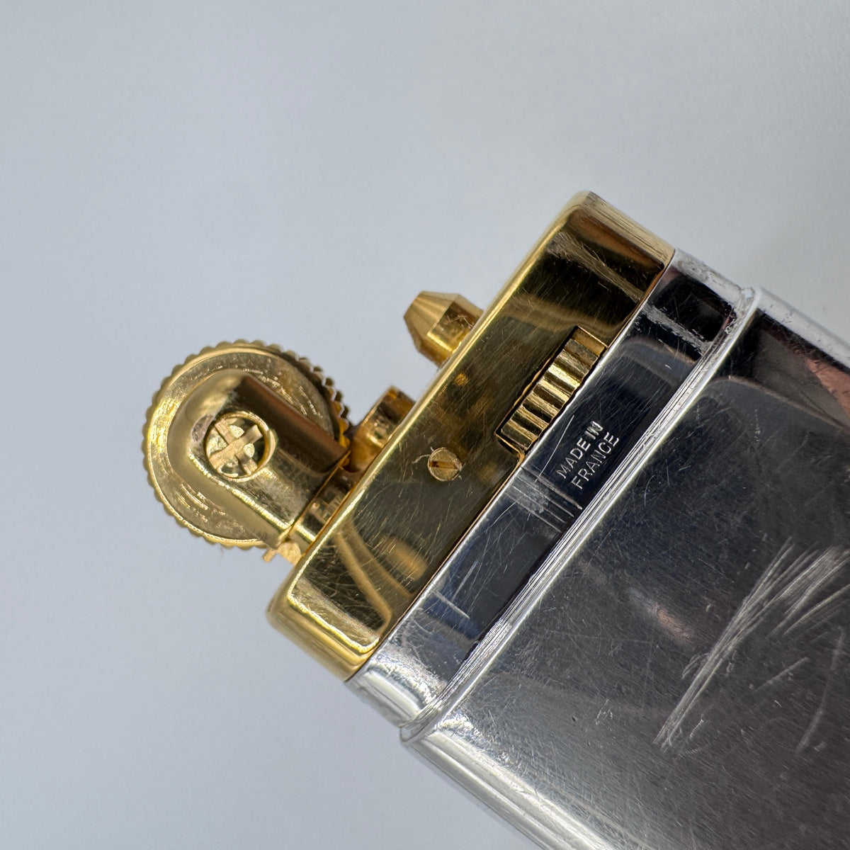 Briquet ancien YVES SAINT LAURENT - Métal argenté et plaqué or