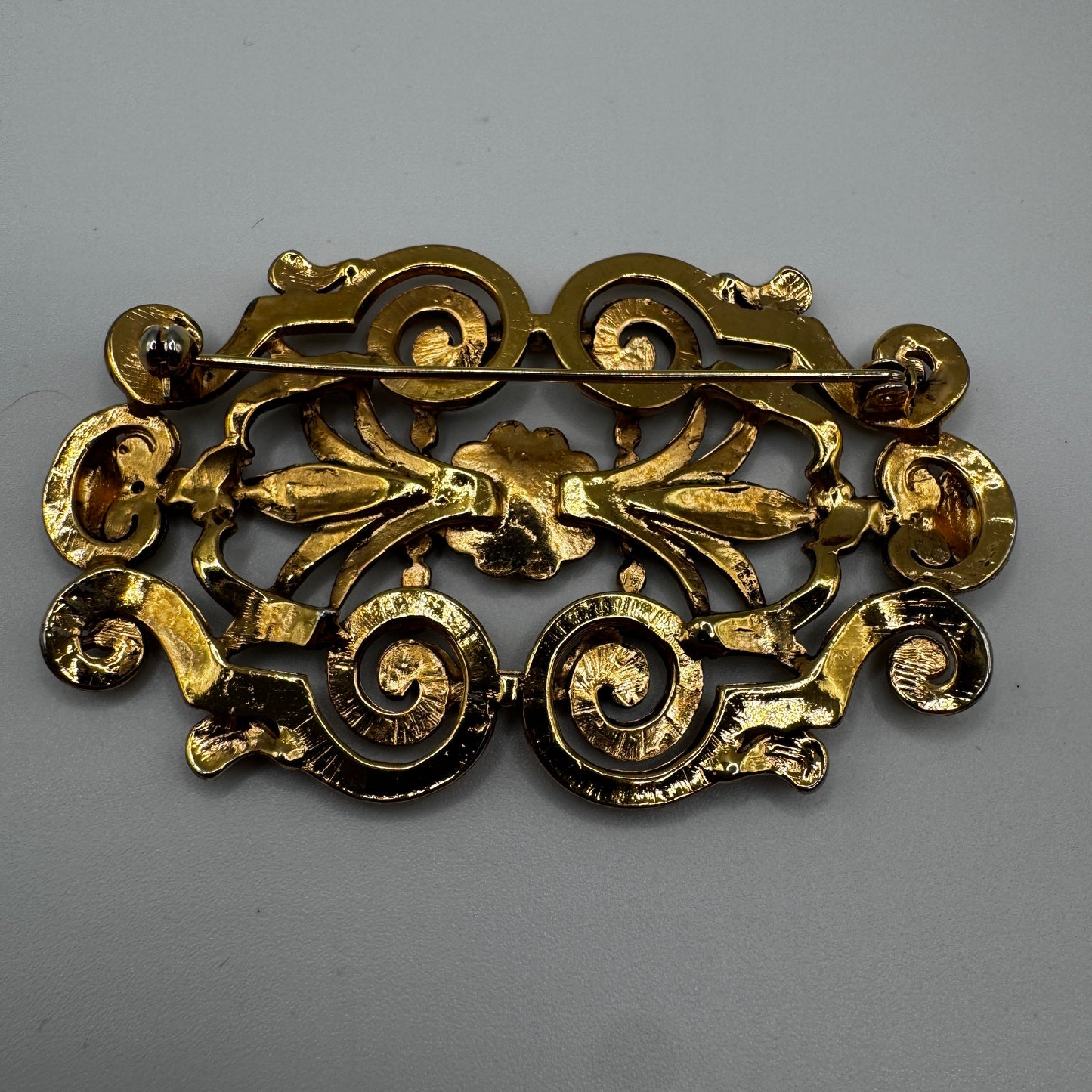 Grande Broche Vintage - métal doré