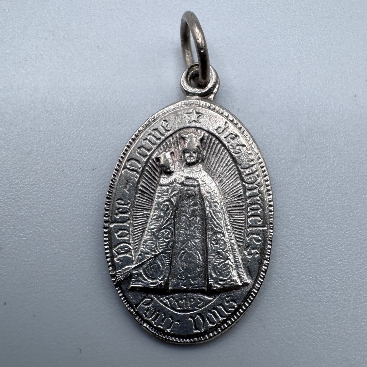 Medaille religieuse ancienne « Notre Dame des miracles »