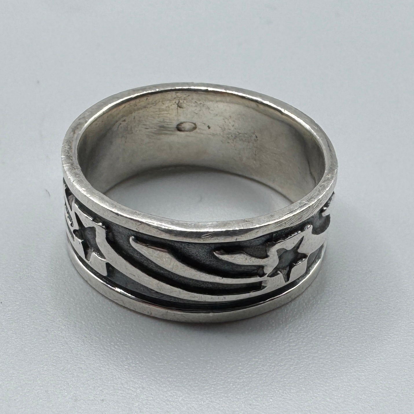 Bague en argent motif etoilé