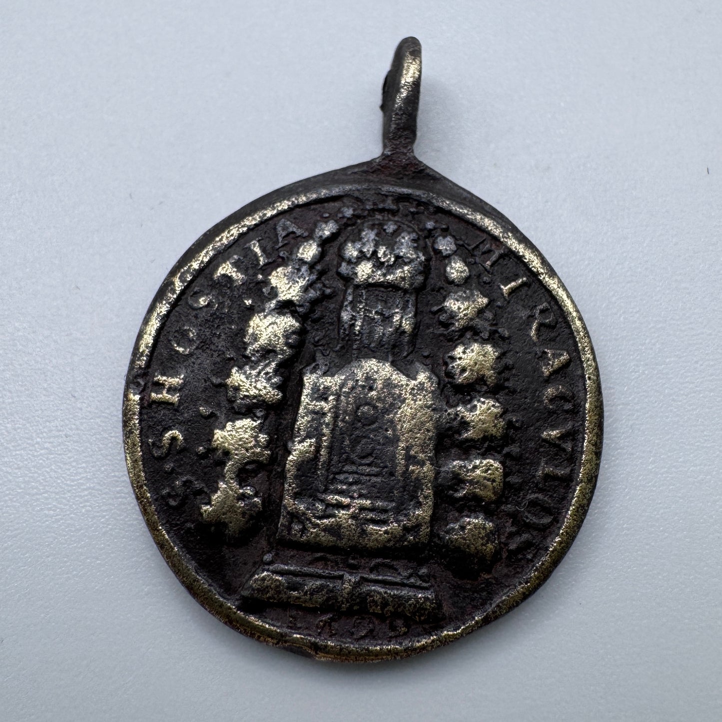 Médaille religieuse ancienne 18e - à déterminer