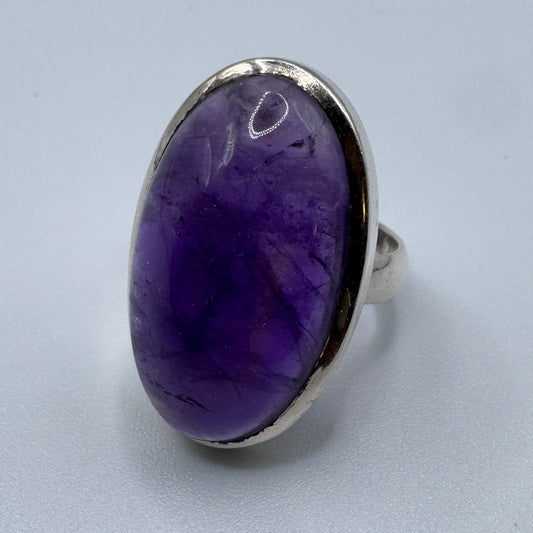 Grosse Bague en argent et améthyste