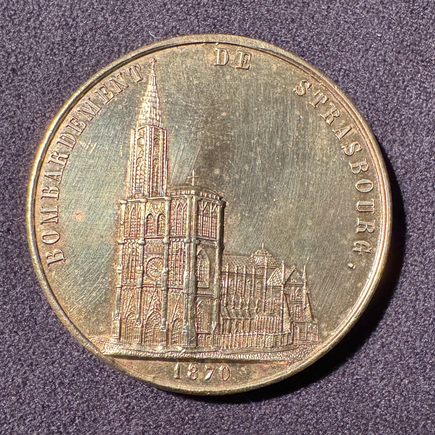 Médaille ancienne « Cuivre provenant de la grande Nef de la cathédrale de Strasbourg - Bombardement 1870 »