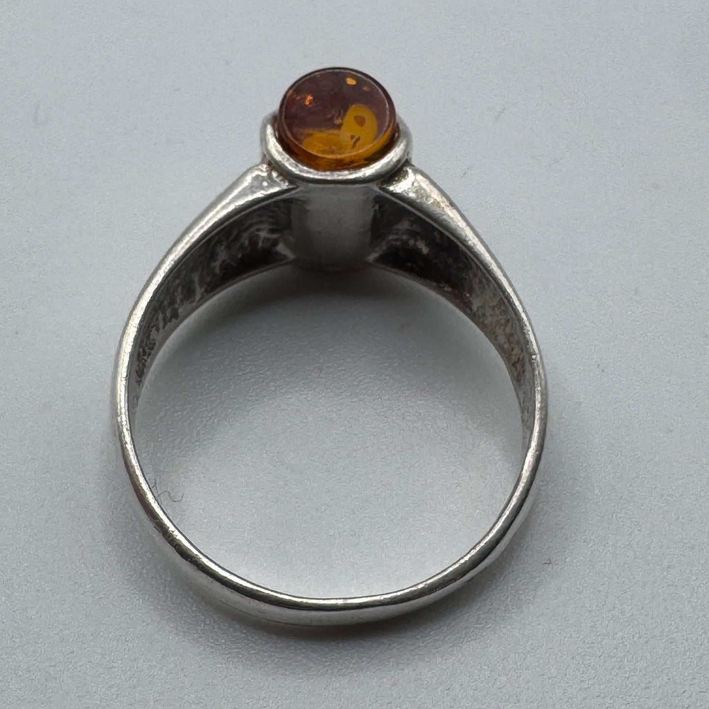 Jolie Bague en argent et ambre