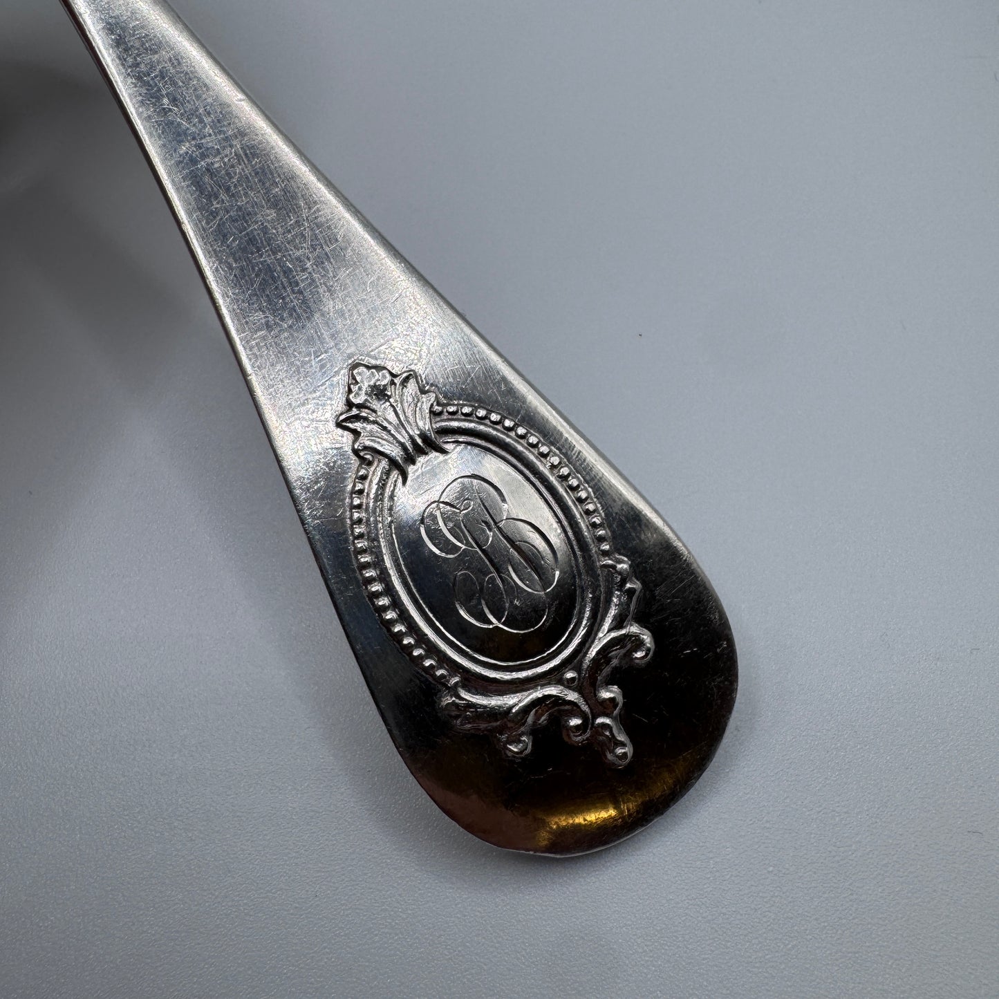 Grande Cuillère à ragoût XIXe en Argent Minerve