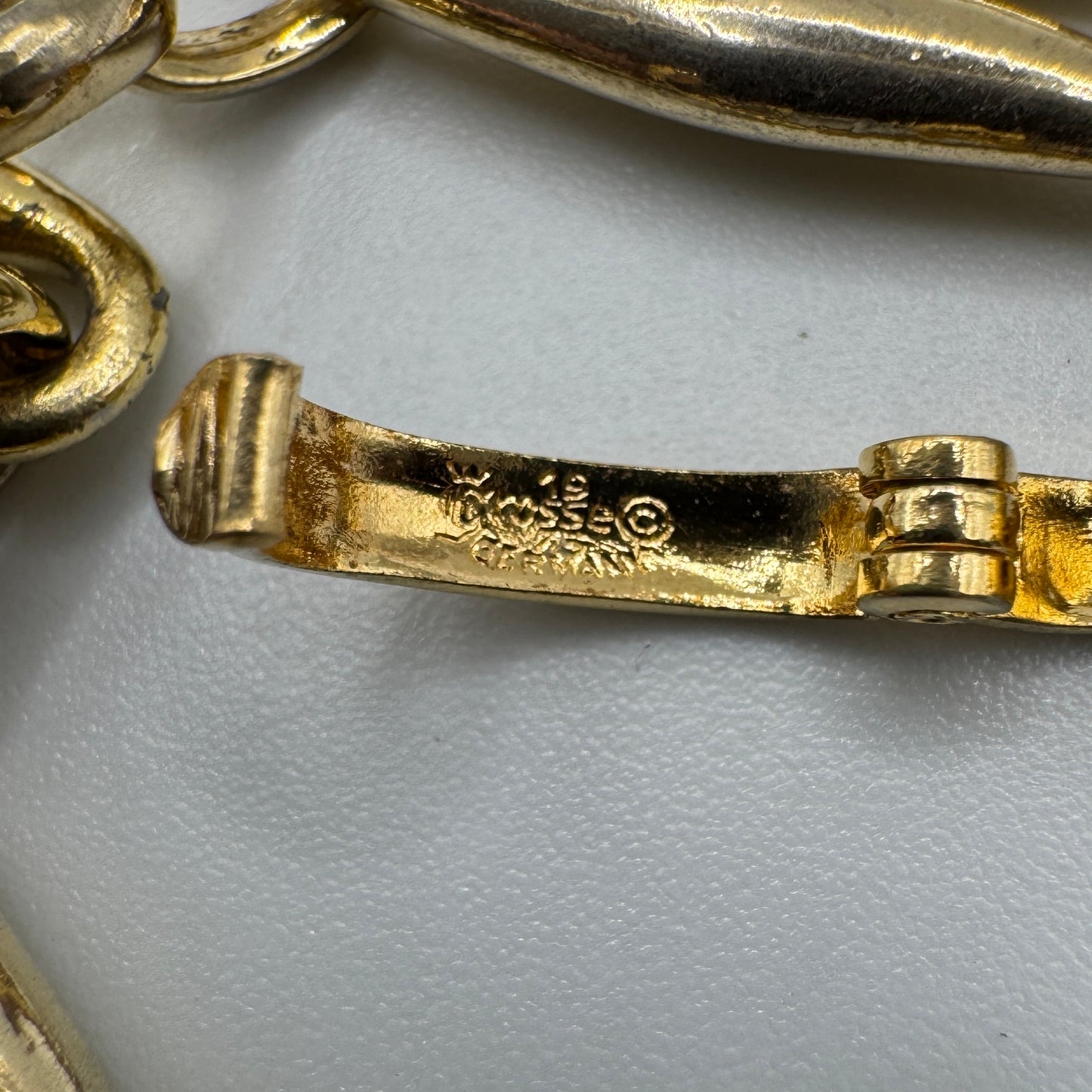 Collier vintage Grosse Germany plaqué or - Sautoir long élégant
