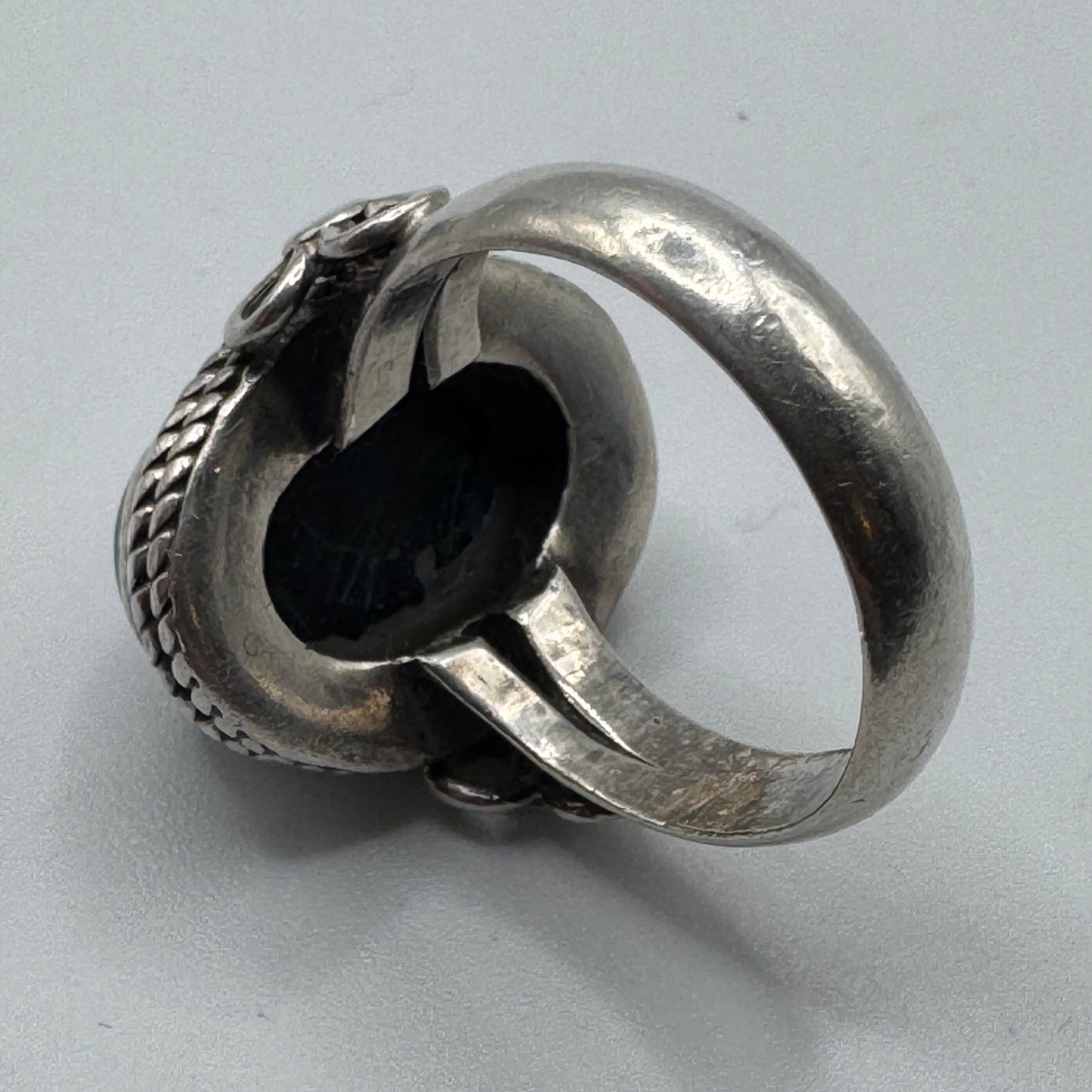 Jolie Bague en argent et pierre malachite