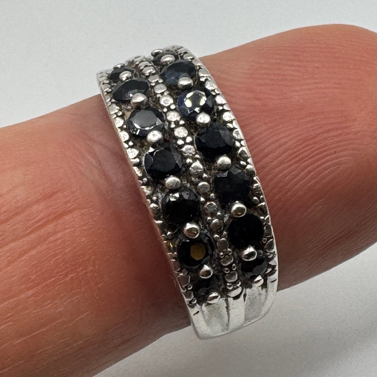 Jolie Bague en argent et saphirs
