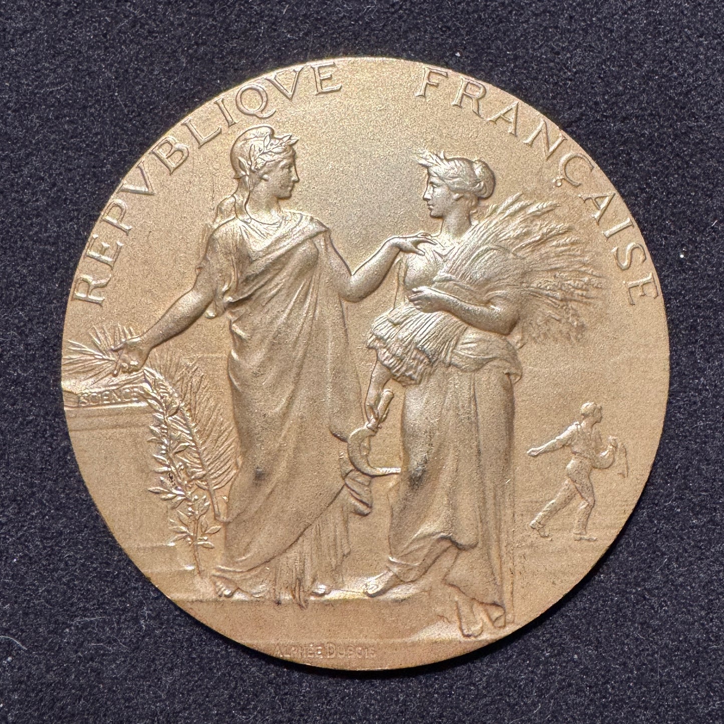 Médaille ancienne en vermeil « Marianne et la Semeuse » par Alphée Dubois