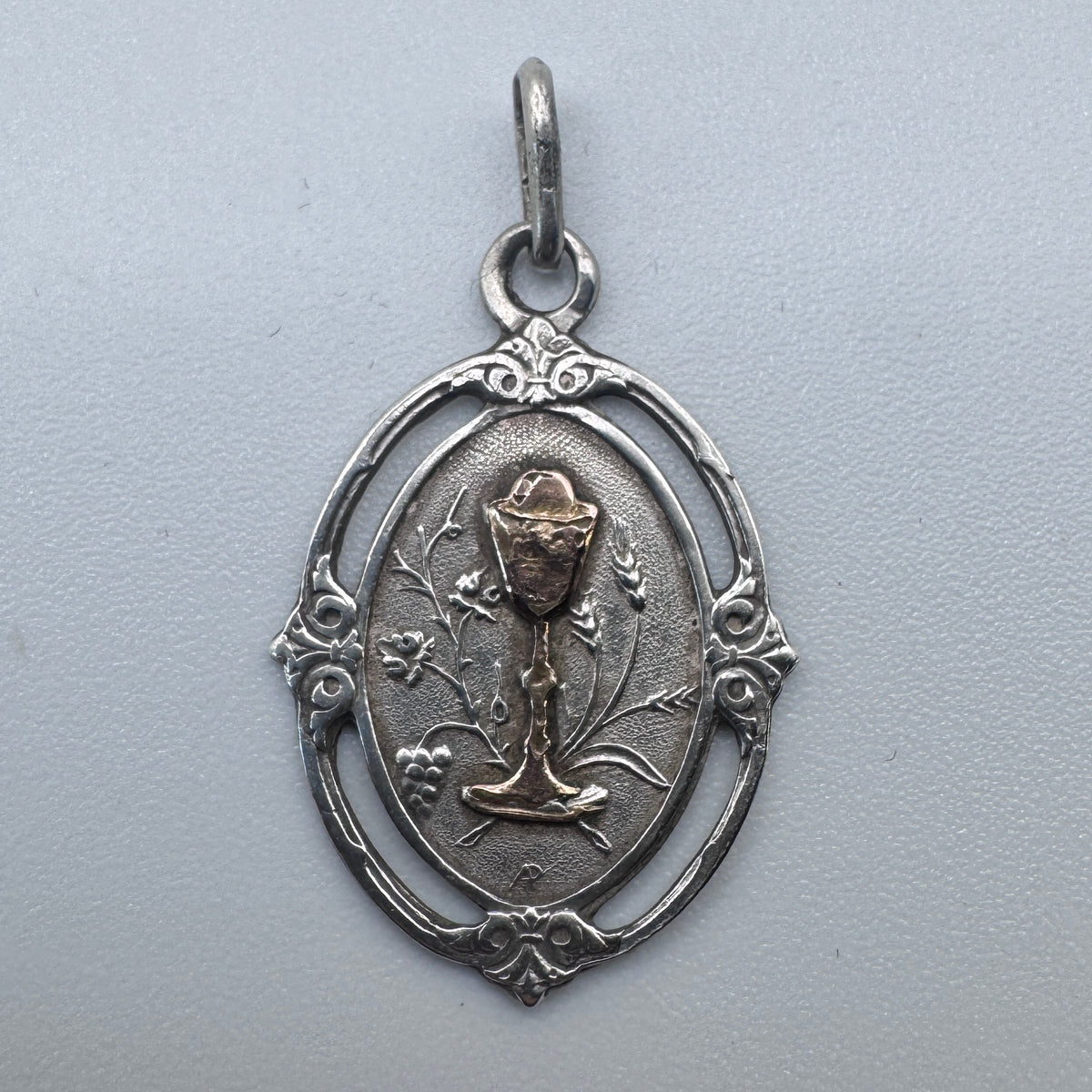 Medaille religieuse ancienne « Calice » - argent massif et vermeil