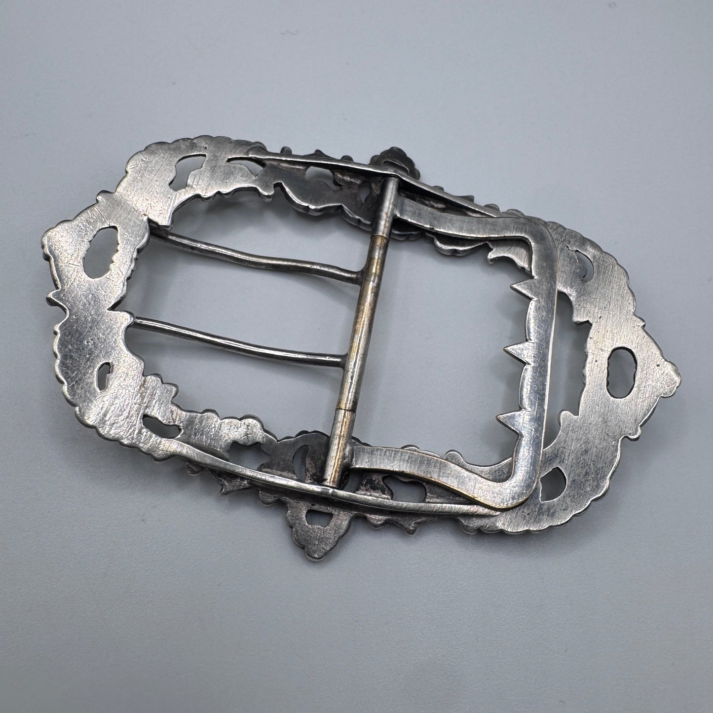 Boucle de ceinture ou vêtement XIXe - Argent massif