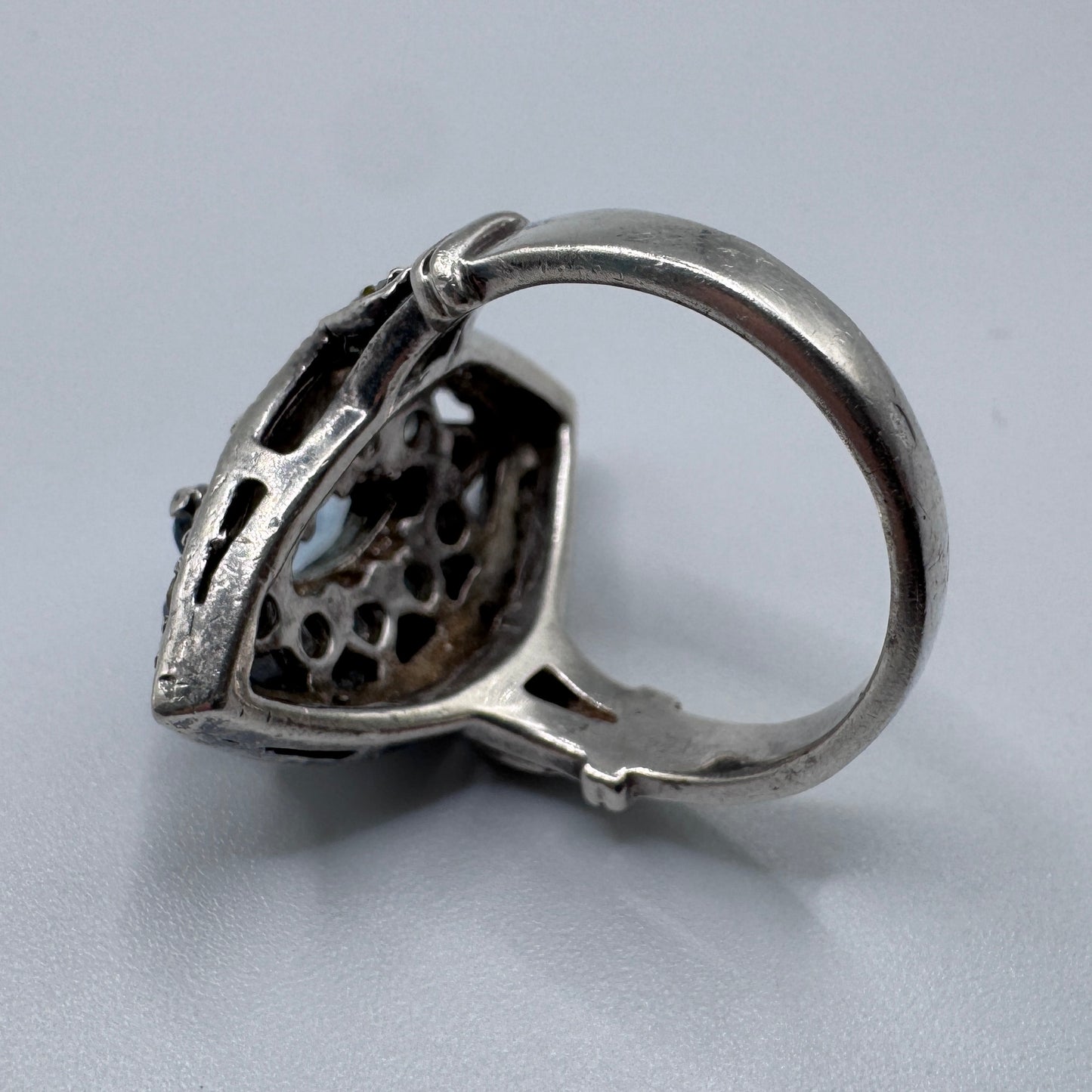 Superbe Bague en argent massif et aigue marine