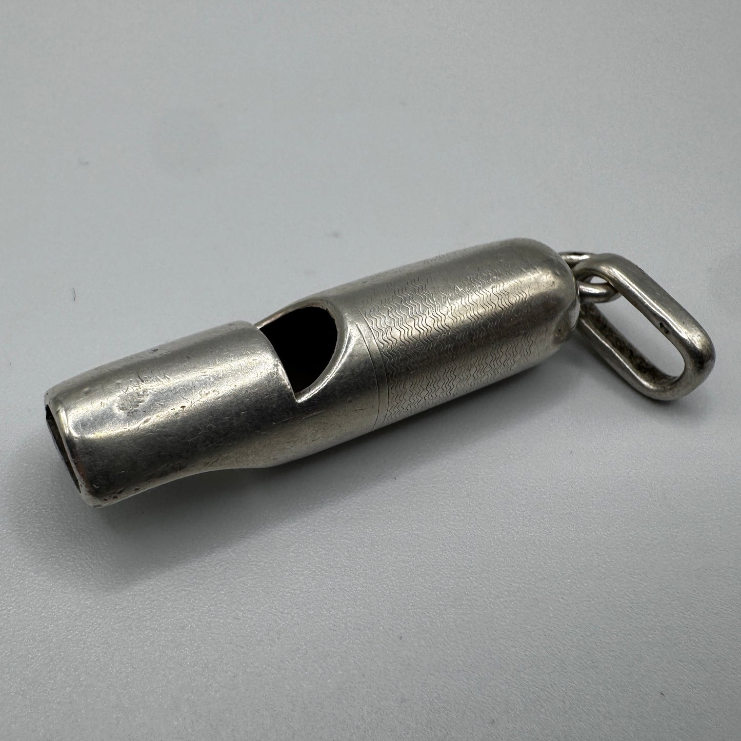 Sifflet Ancien XIXeme en argent massif