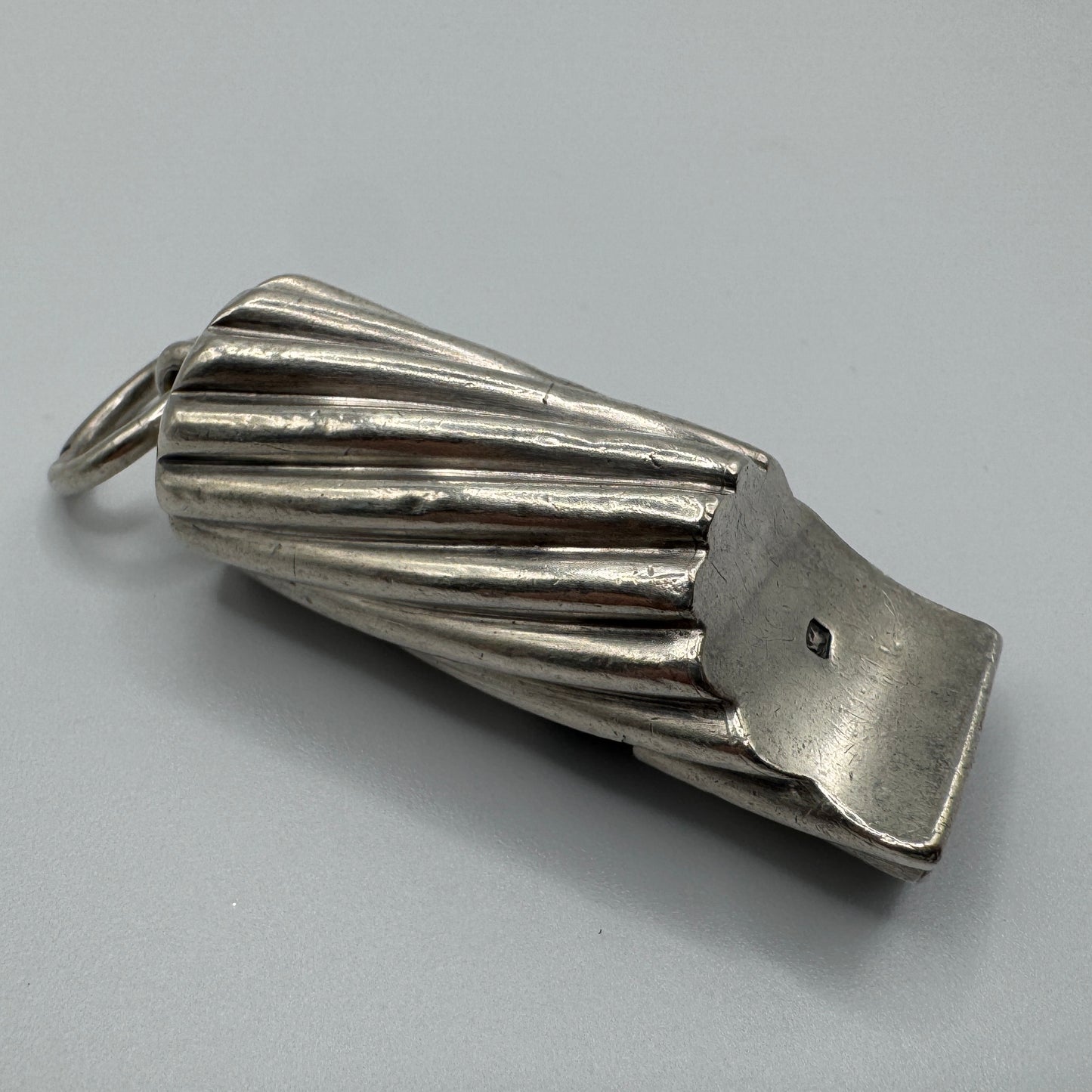 Sifflet Ancien en argent massif anglais - année 1888