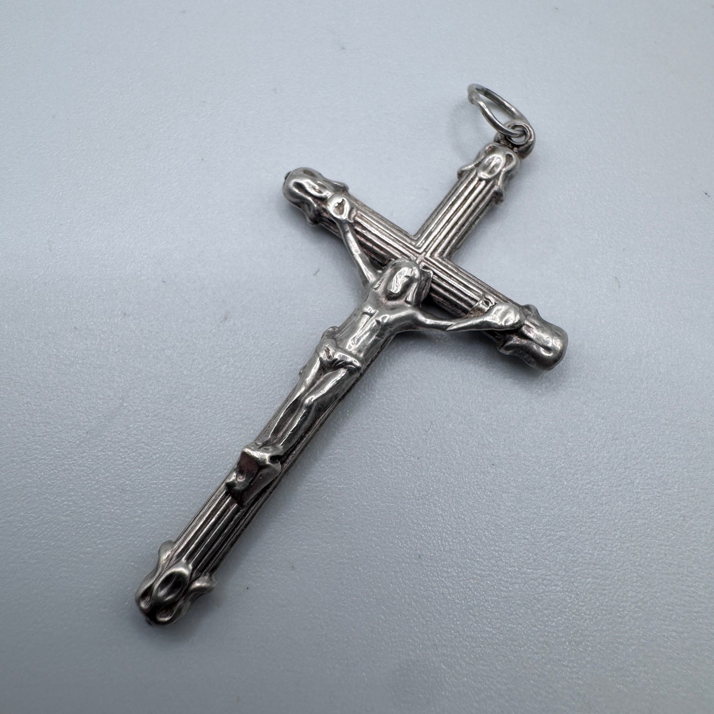 Croix crucifix ancien - argent massif
