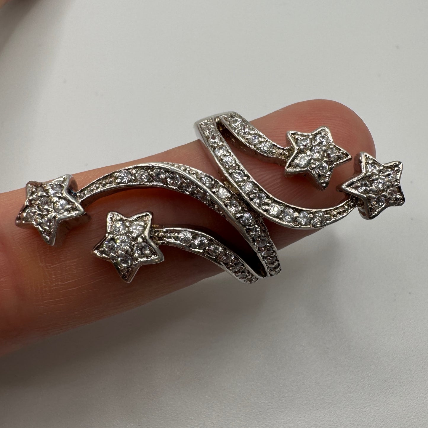 Grosse Bague en argent et brillants - motif etoilé