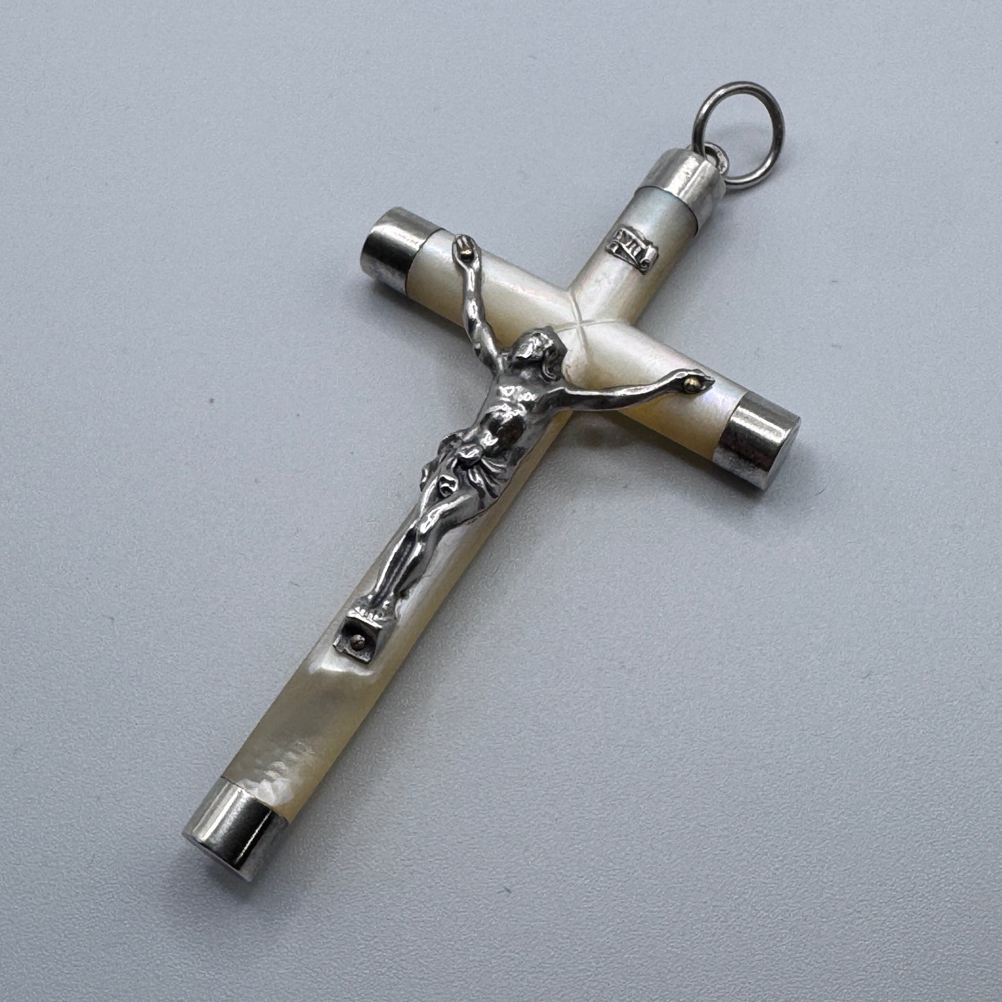 Superbe grande Croix crucifix ancien - argent et nacre