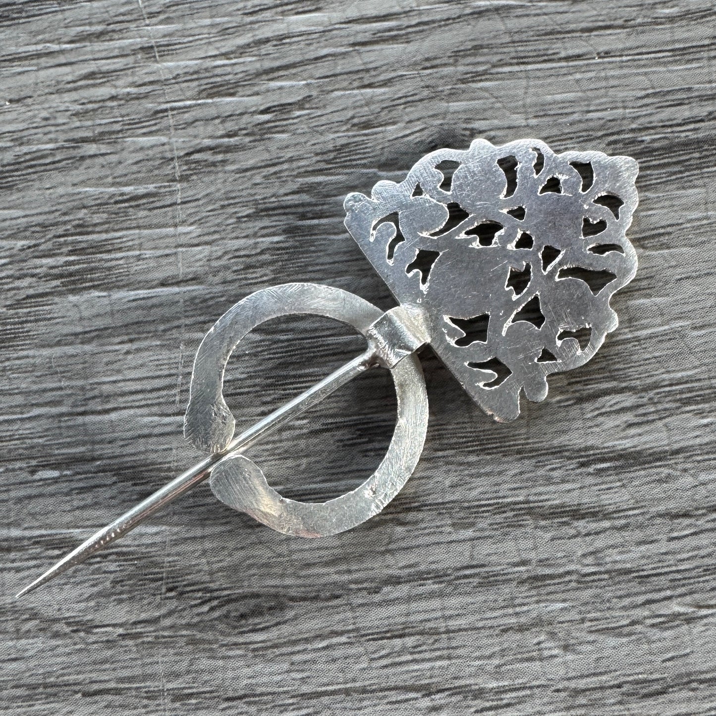 Fibule ancienne - argent massif