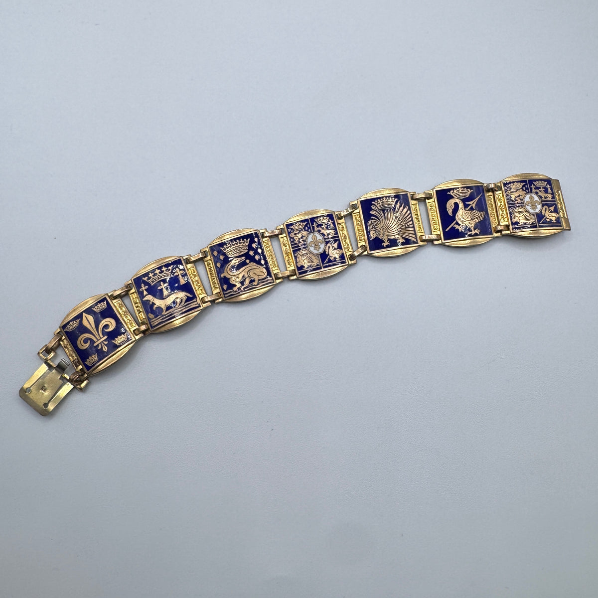 Rare Bracelet ancien Souvenir de Bretagne « armoiries de Bretagne - Sainte Anne » - bronze émaillé