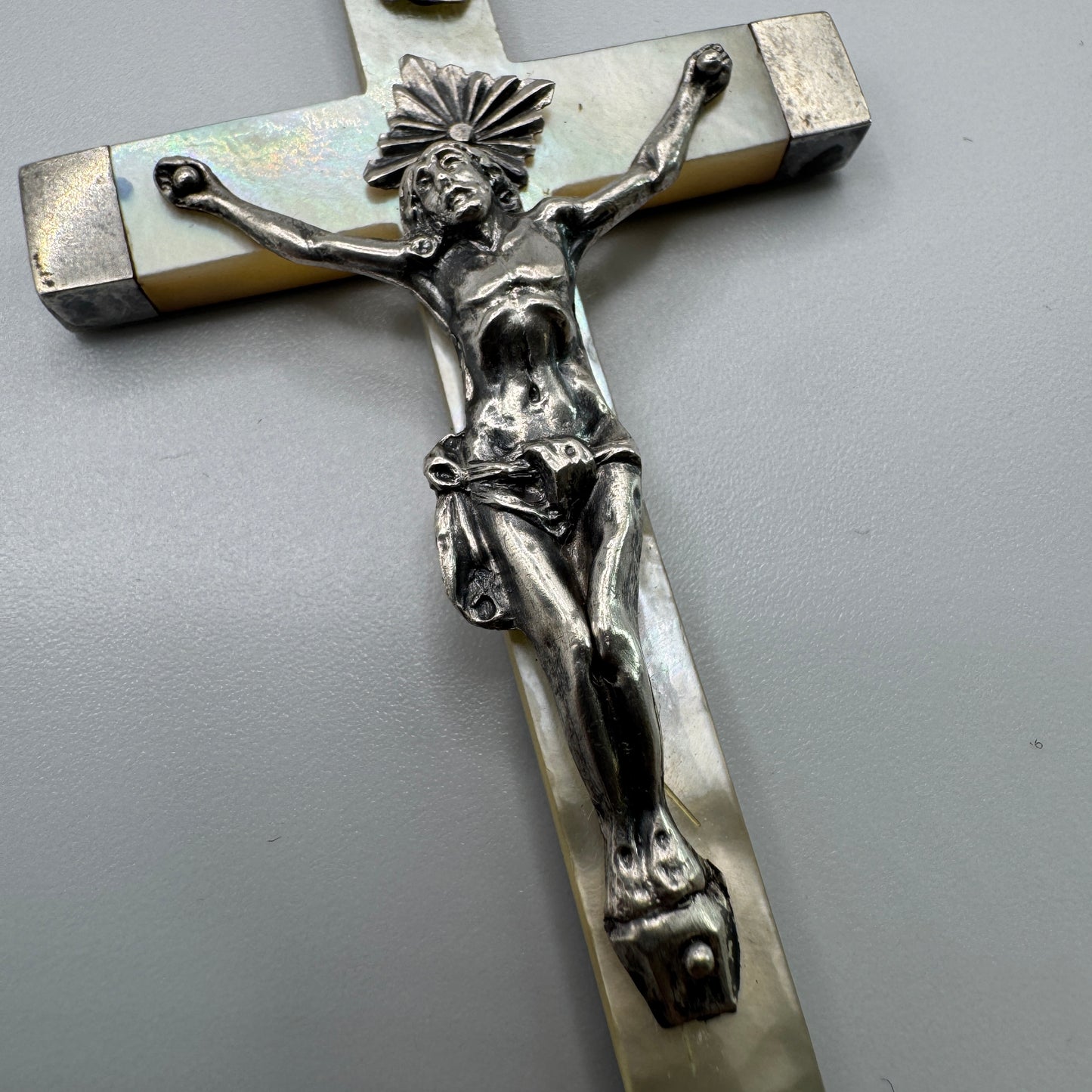 Croix crucifix ancien - argent et nacre