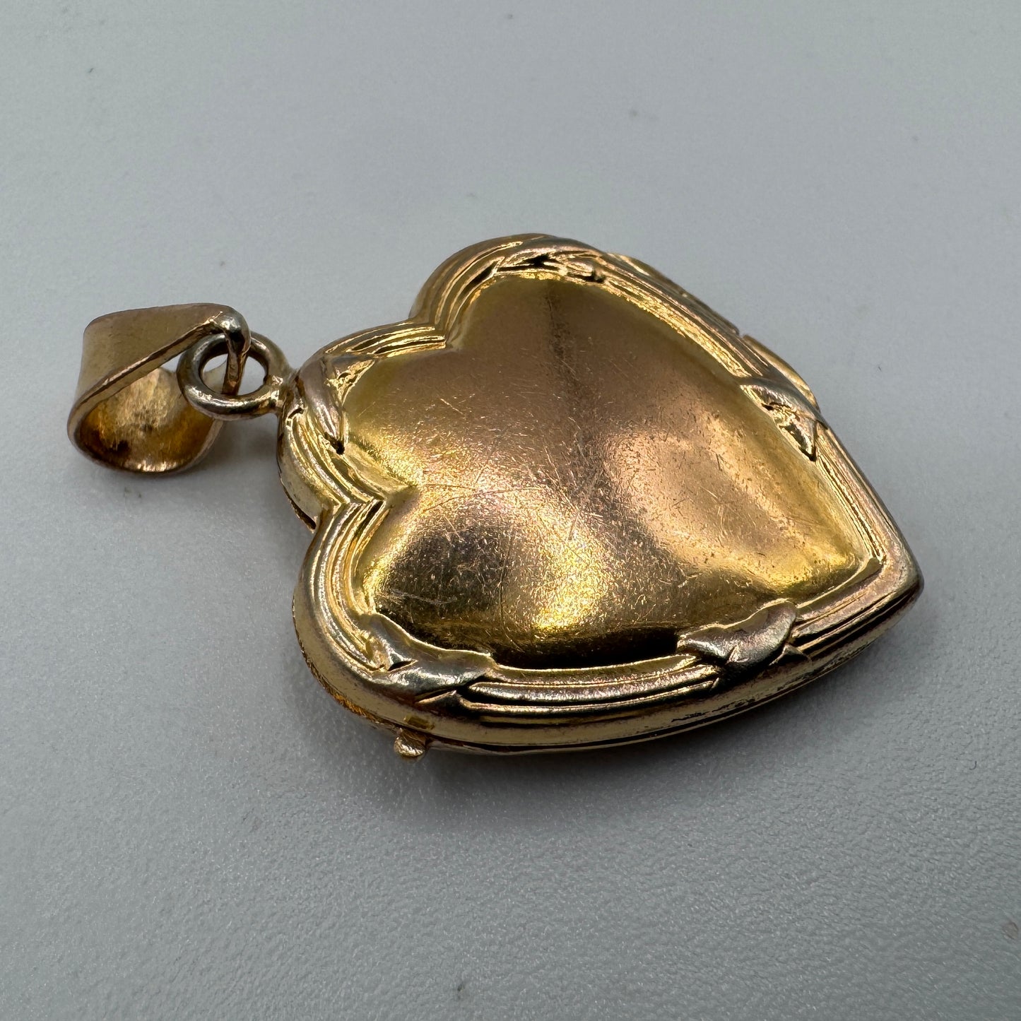 Pendentif ancien porte photo « cœur » en plaqué or