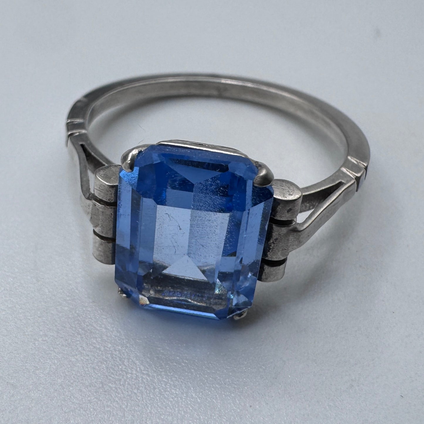bague ancienne Art Deco argent massif et verroterie - neuf stock ancien bijoutier