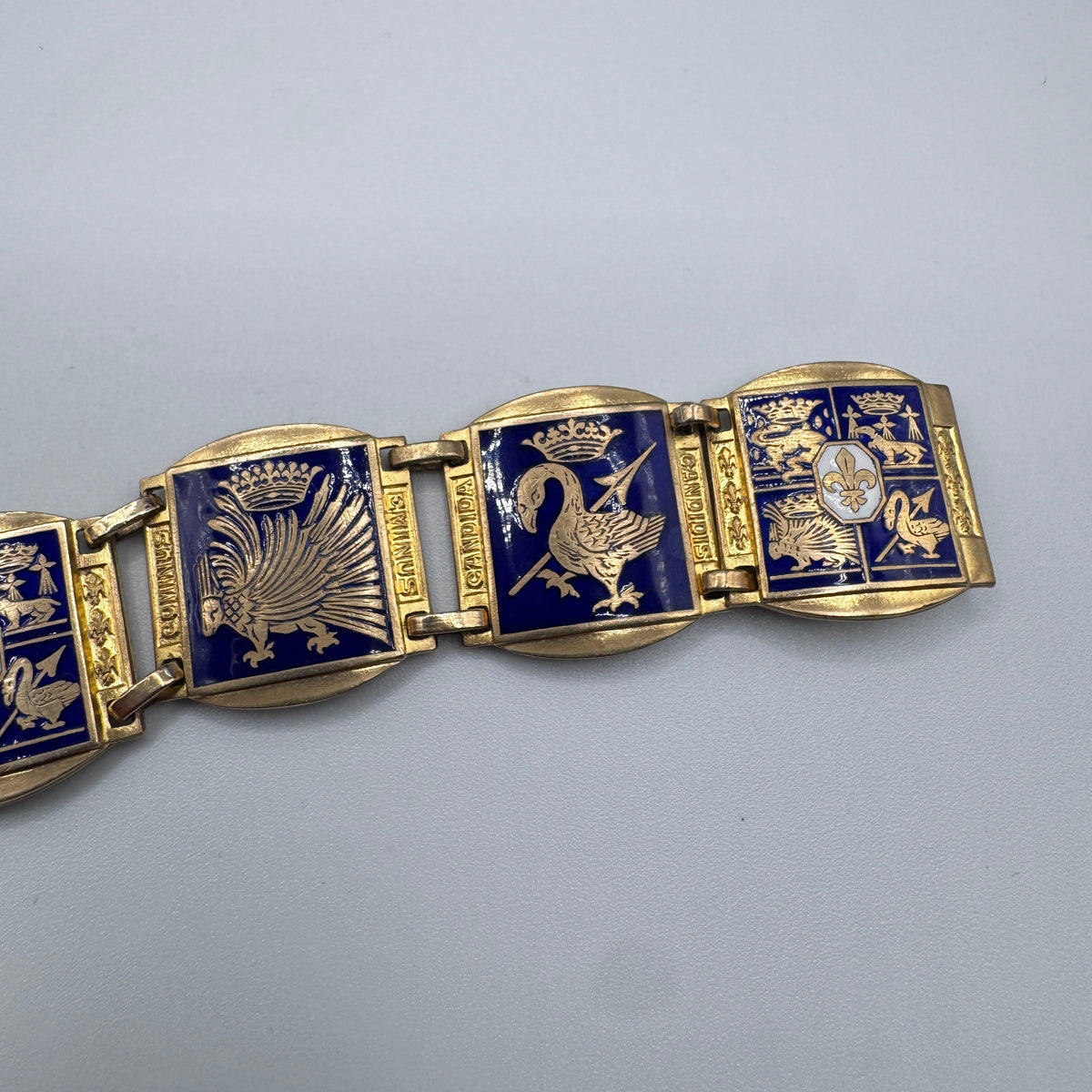 Rare Bracelet ancien Souvenir de Bretagne « armoiries de Bretagne - Sainte Anne » - bronze émaillé