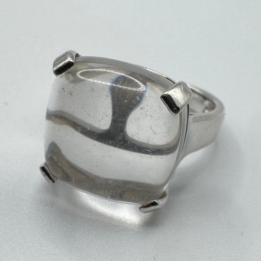 bague en argent et verroterie