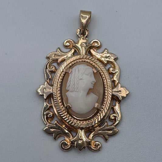 Superbe Pendentif ancien camée en plaqué or ORIA - neuf de stock ancien bijoutier