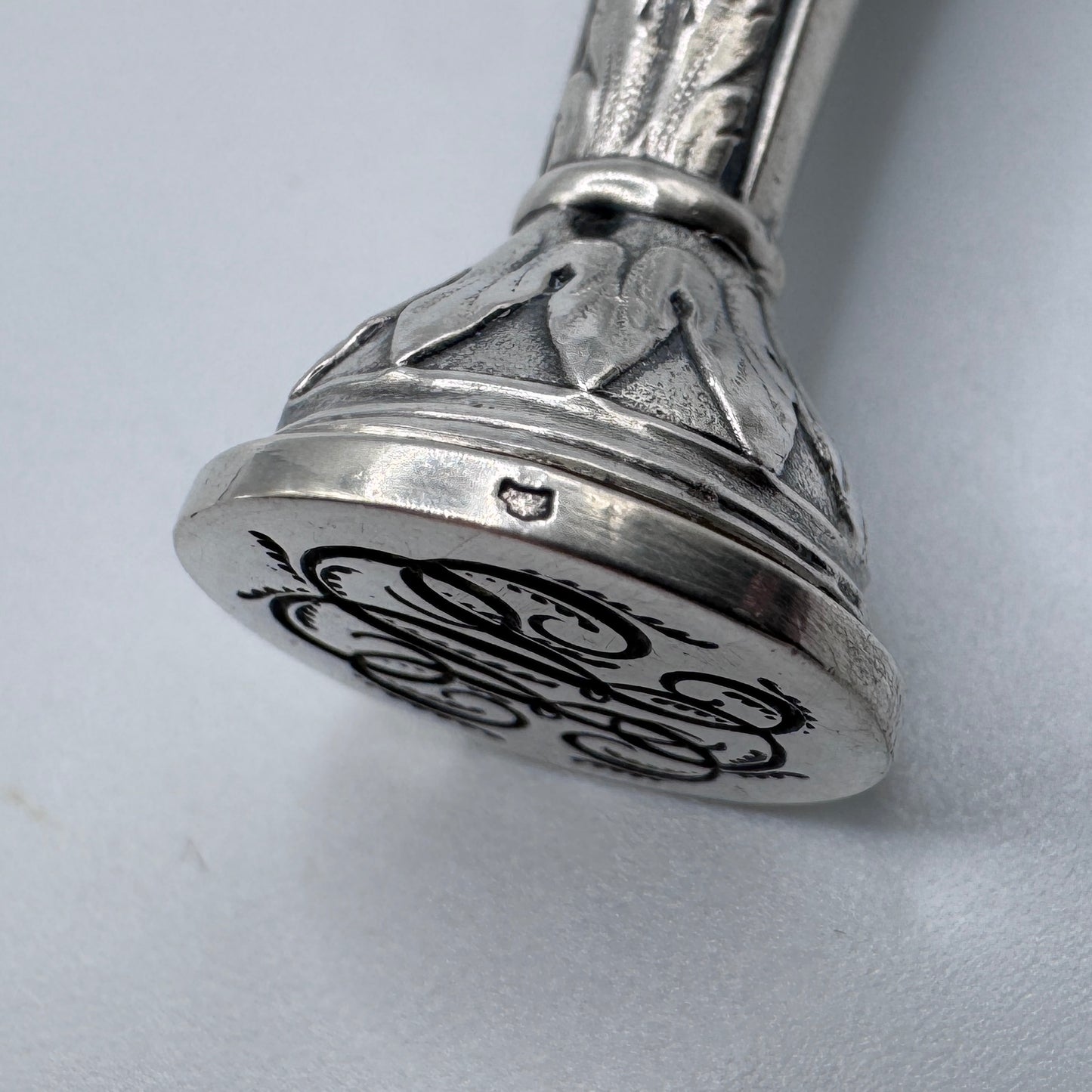 Cachet Sceau ancien ancien en Argent - « décor aux noeuds »