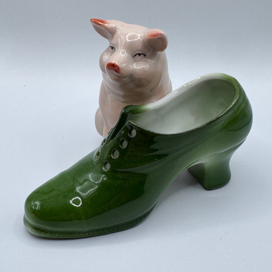 Superbe vide poche XIXe « cochon au soulier » en Porcelaine polychrome