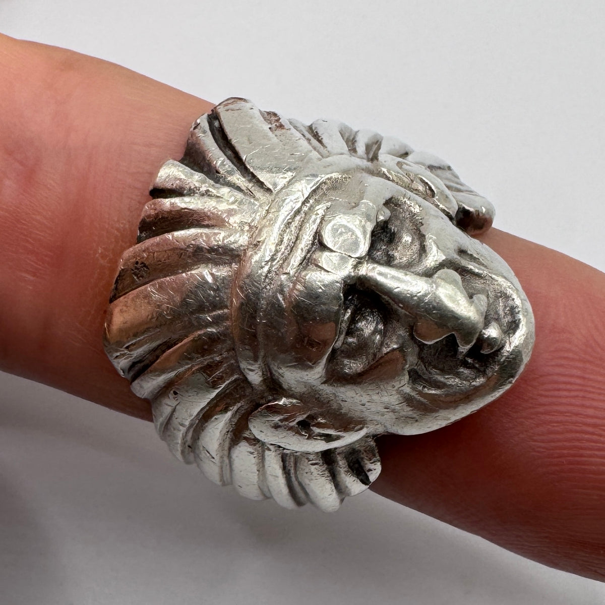 Grosse Chevalière ancienne en argent « tête d’indien »