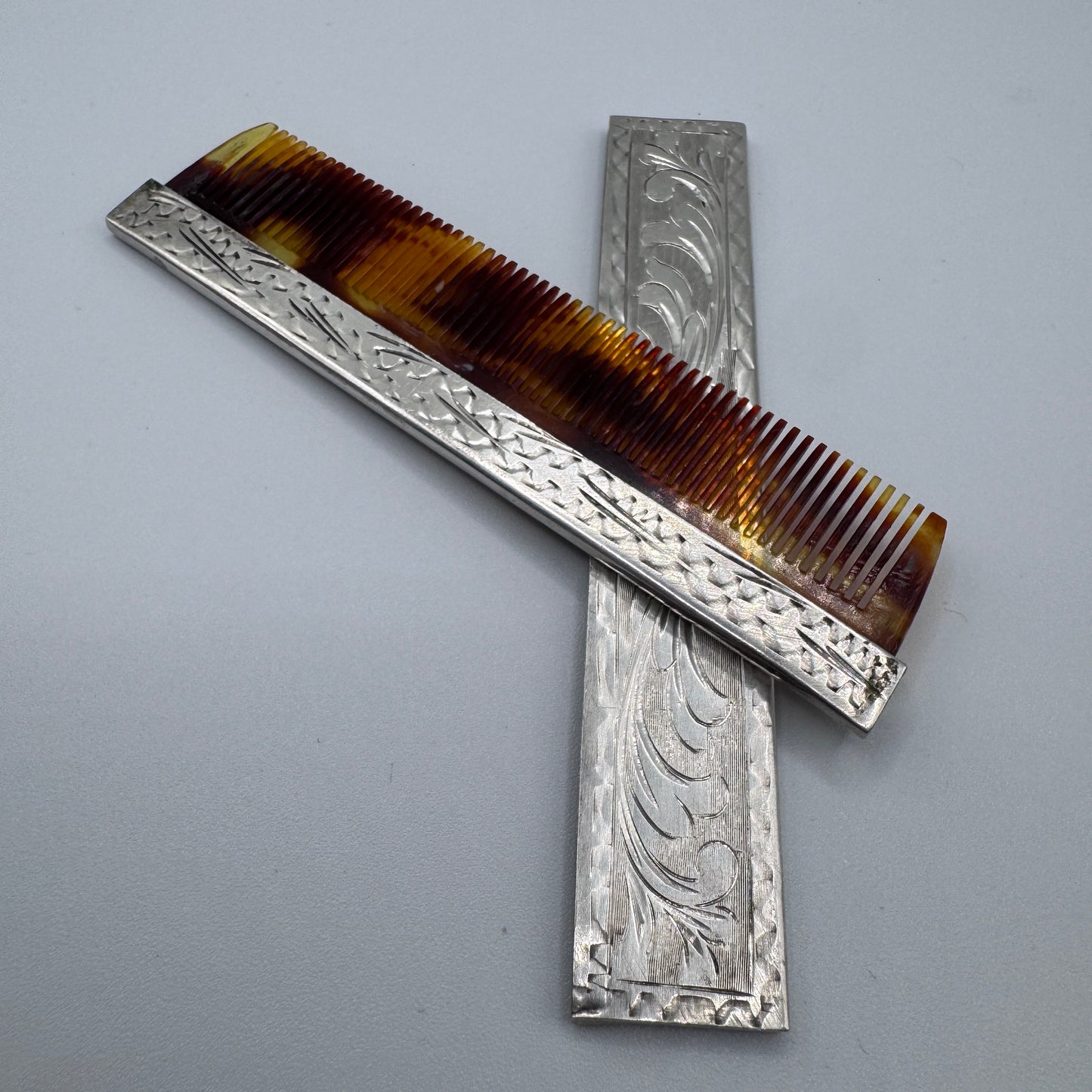 Peigne ancien en argent 800/1000