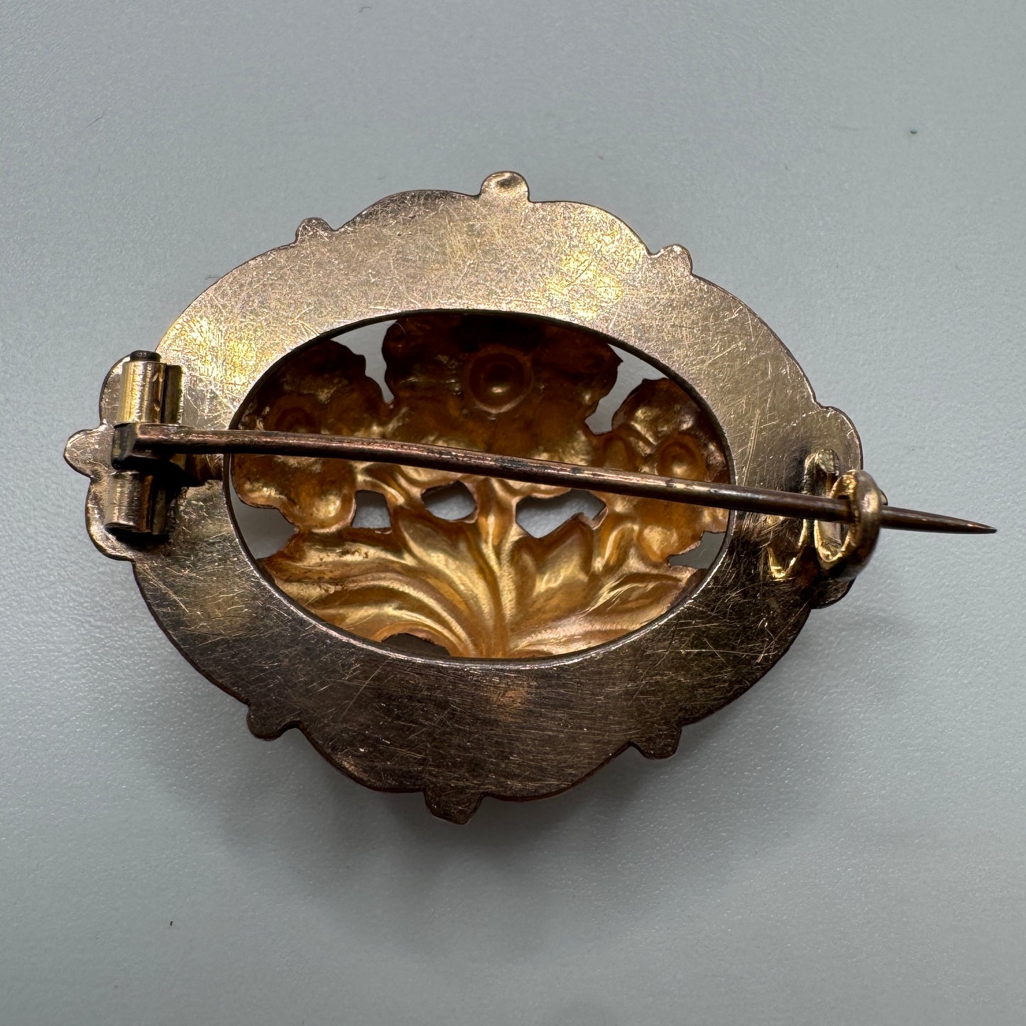Broche ancienne en plaqué or - vers 1900