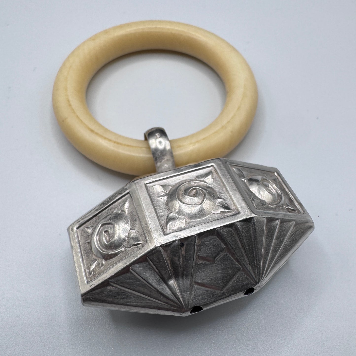 Superbe Hochet ancien en Argent - époque Art Déco