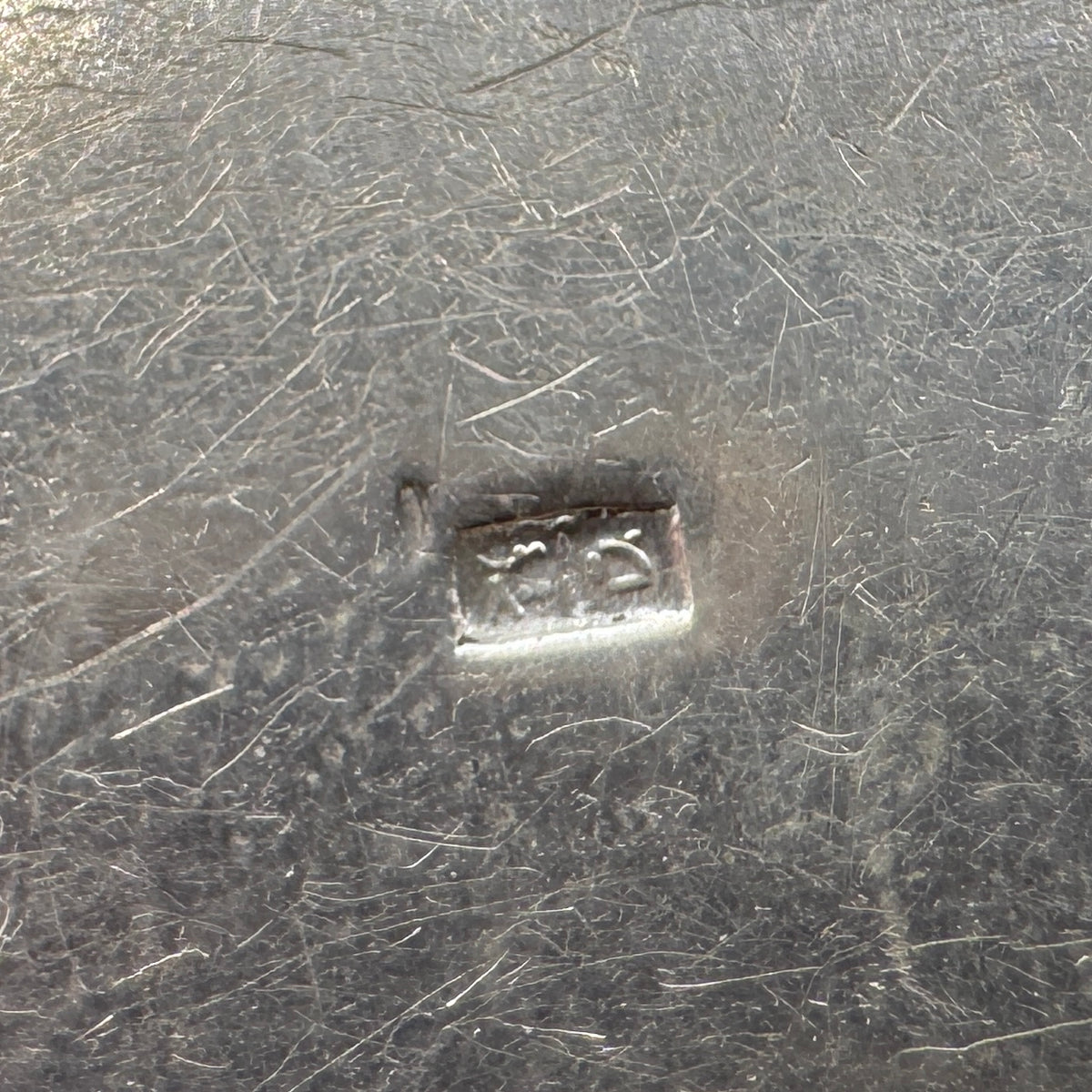 boîte ancienne cartouche égyptien  - argent massif et marqueterie nacre