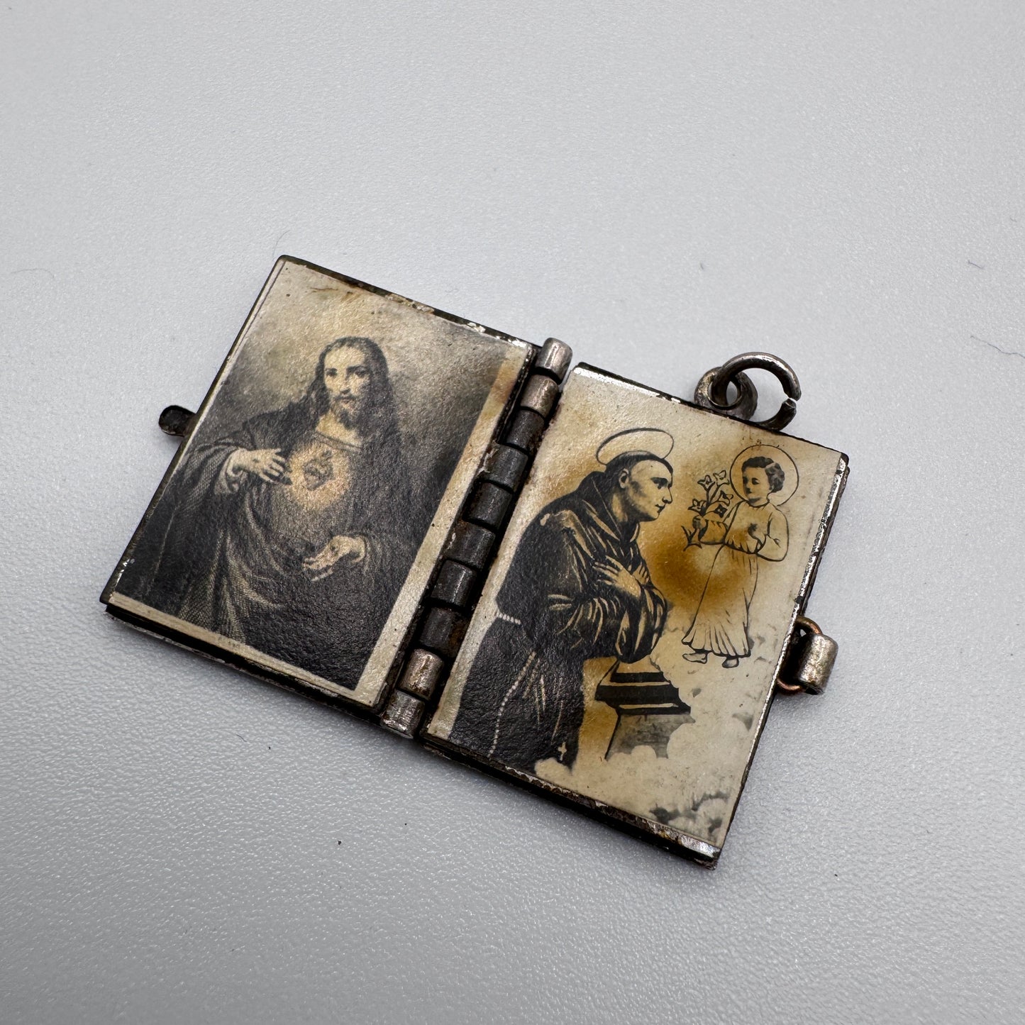 Album photos miniature époque 1900 - « la vie de Jesus »