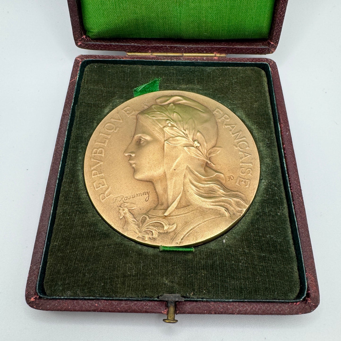 Médaille ancienne en bronze « association agricole de St Amand » - signée Rasumny