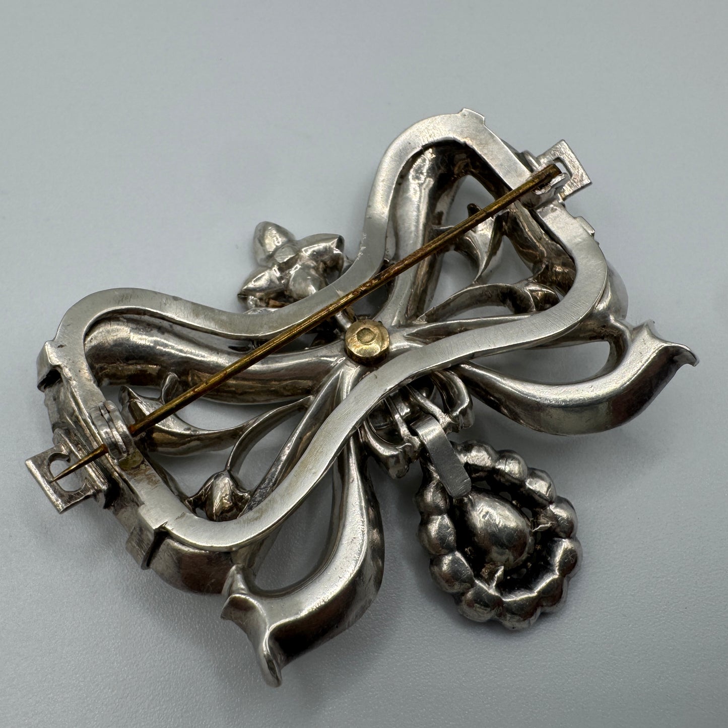 Rare grande Broche XIXe - Epoque Victorienne- Argent massif - Pierres taillées